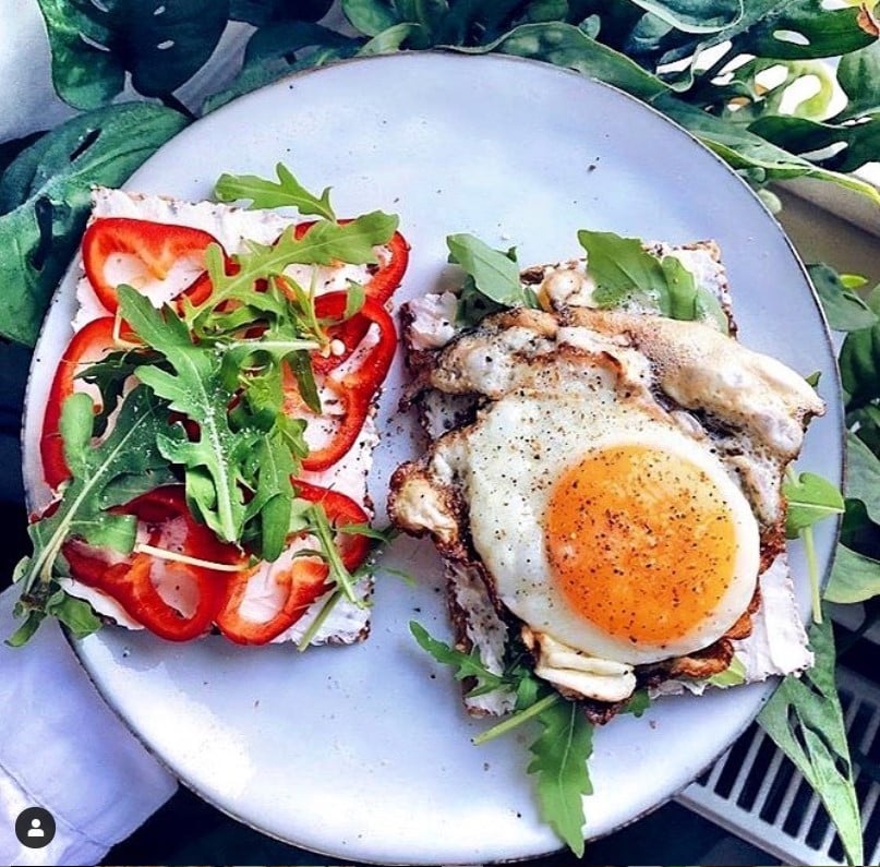 oeuf poulet poivron